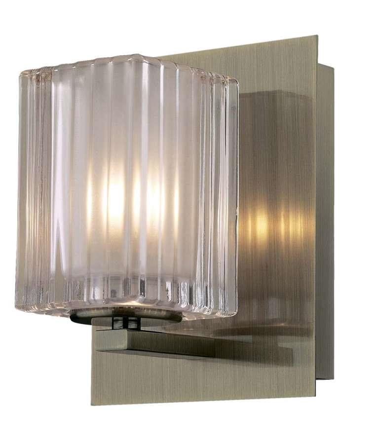 

Настенное бра Odeon Light 2053/1W