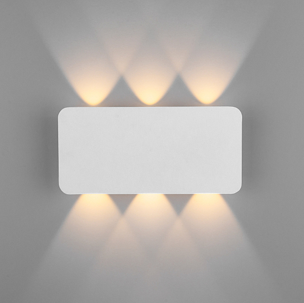 Настенный светильник Eurosvet Angle 40138/1 LED белый 6W