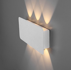 Настенный светильник Eurosvet Angle 40138/1 LED белый 6W