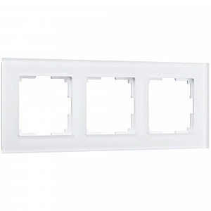 Рамка Werkel W0031105/ Рамка на 3 поста Favorit (белый матовый,стекло)