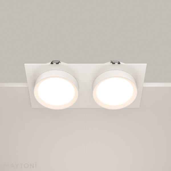 Встраиваемый светильник Maytoni Downlight DL086-02-GX53-SQ-W